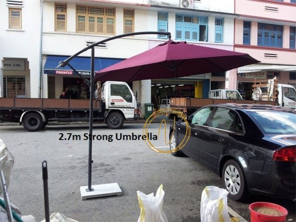 Banana Side Arm umbrella